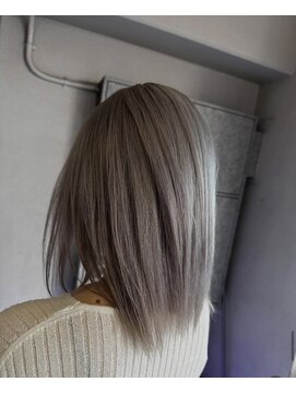 ロサ ファイブヘアー(Rosa..5Hair) Silverカラー！