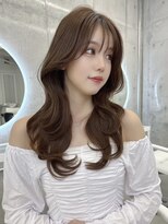フォンズ(FONS)&nbsp;透明感ショコラベージュ/くびれヘアロングレイヤー/顔周りカット