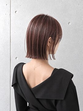 ラミ(L'ami) 《吉田光ノ丞》ぱつっと切りっぱなしボブ　ピンクブラウン