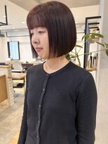 エミス バイ メルト 吉祥寺(emis by melt)&nbsp;【吉田】暖色切りっぱなしボブ縮毛矯正深みレッド