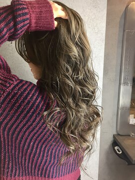 ヘアサロンM 新宿 外ハネボブ/アッシュブラウン/ネオウルフ/デザインカラー
