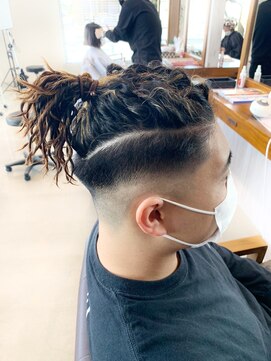 ラ メール ヘア デザイン(La mer HAIR DESIGN) ドレッド風ハイライトパーママンバン
