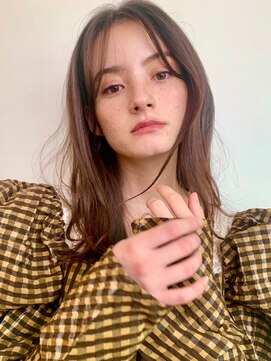 イグレックビス(igrek bis) 美髪レイヤーカット/顔周りレイヤー