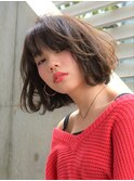 くびれレイヤーボブ前髪パーマ20代30代40代ベージュ大人かわいい