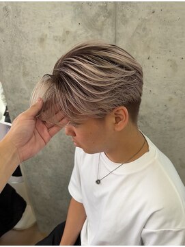 ヌエン 渋谷(NU/EN) メンズ シャドールーツ