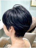 黒髪ショートスタイル