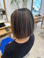 ビレア 尾張旭店(BELEA) ハイライト/白髪ぼかし/ミディアムボブ