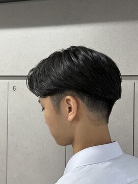 ニコ トウキョウ ロジック(nico TOKYO Logic) メンズセンターパートニュアンスパーマアップバング