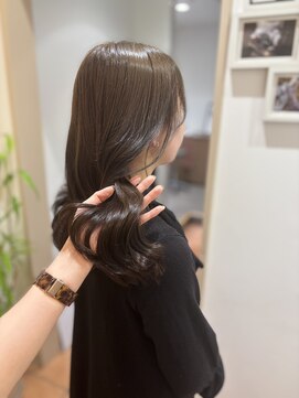 アッシュ 中目黒店(Ash) ブリーチなしでつくるオリーブベージュ