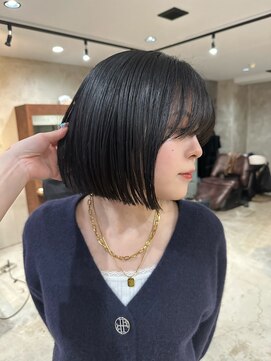 ハーフェン(HAfeN) 切りっぱなしボブ