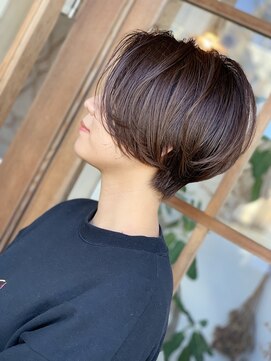 ムエール(mouair) 大人のグロスショート/束感ショート/小顔補正立体カット/暗髪