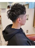 刈り上げ アップバング パーマ