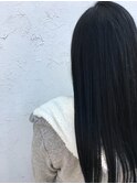 ブルーブラック。