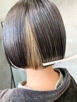テトヘアー(teto hair) 前下がりボブ、インナーカラー、アッシュ、グレージュ