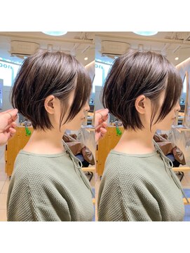 ネオリーブ モカ 川崎チネチッタ店(Neolive mocca) 20代30代40代大人可愛い小顔丸み前下がりショート 川崎