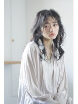 ヒロ クラシコ ヘアー(HILO CLASSICO hair) 程よい抜け感で可愛さを忘れない