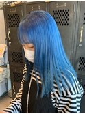 ハイトーン派手カラーブルー寒色系 ストレートロング