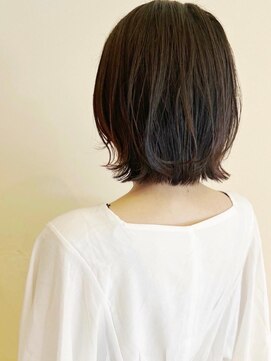 トップヘアー アヴェニュー 刈谷(TOPHAIR Avenue) 春人気のラテベージュカラー。/アースカラー/前髪パーマ