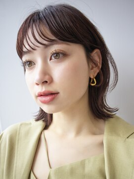 ガーデントウキョウ(GARDEN Tokyo) レイヤー/外ハネボブ/ヘアアレンジ/おくれ毛/シースルーバング