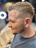 フランクスバーバー アンド ビアークラブ(FRANK'S BARBER and BEER CLUB)&nbsp;ハイフェードワイルドアップバングスリックバック