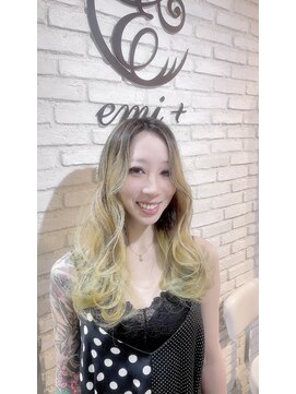 エミタス 練馬(emi+ Hair & eyelash) 3Dバレイヤージュグラデーション