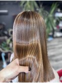 ハイライトでもこの艶髪！