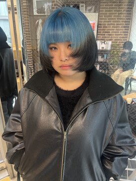 ヘアーアンドメイク ビス(HAIR&MAKE bis) デザインカラー/水色×ブラック／ルーツカラー【多田華歌】