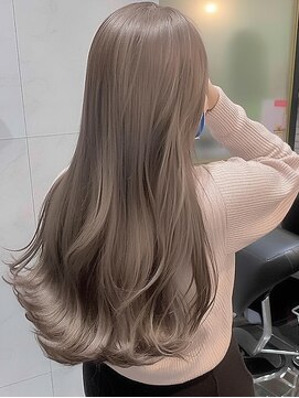 ロイオブジゼル(roi of GiseL) ロング ミルクティーベージュ 髪質改善 透明感 20代30代