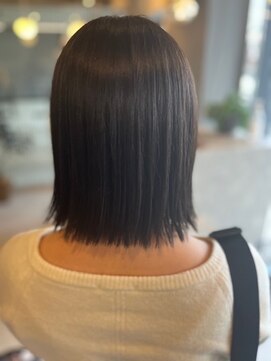 ジールヘアー(GIIL HAIR) きりっぱなしボブ