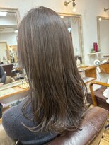 ルーチェ(Luce)&nbsp;顔周りレイヤー/レイヤーカット/透明感カラー/20代30代40代/鶴川