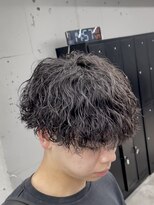 オーバル ジングウマエ(OVARL jingumae) 縦落ちパーマシャドウパーマフェザーパーマ