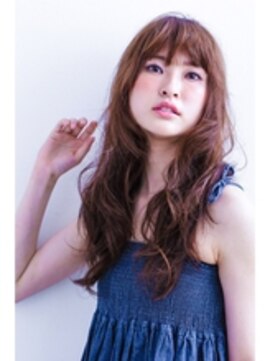 メルクマール(MERKMAL) 抜け感ルーズウェーブ。