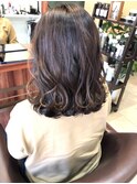 ツヤのミディアム