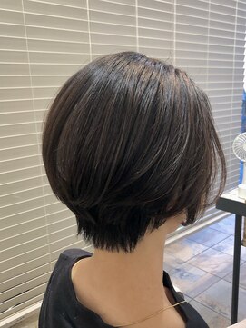 ネオリーブアオバ 高田馬場店(Neolive aoba) ショートボブ 動きのあるショートはお任せ♪