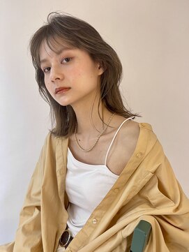 シー(cie) くびれミディアムスタイル