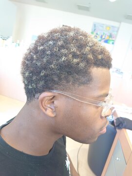 シャンプーボーイ 佐世保駅前店(SHAMPOO BOY) カーリーヘアハイライト☆