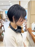 【morio】札幌ショート 大人かわいい黒髪透け感ショート
