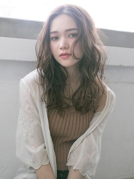 ヌーフェム(nuu fem) 顔まわりカットナチュラルレイヤー大人可愛いシルキーベージュ