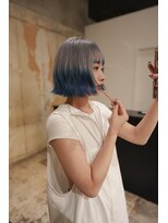 クルフ(kruh) white gray × blue