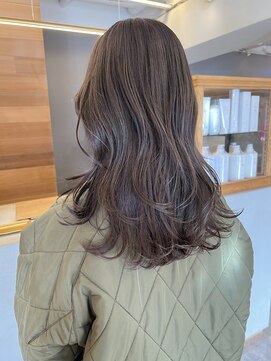 ヘア プロデュース キュオン(hair produce CUEON.) レイヤーカット/オリーブベージュ/透明感カラー/20代/30代/40代