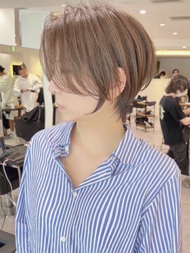 アンド ストーリーズ(&STORIES) 前下がりショート/前髪/小顔効果/30代/40代【橋本】