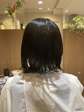 エル バイ ファースト(L by first) 【L by first】ハネる髪質からの内巻きタッセルボブ