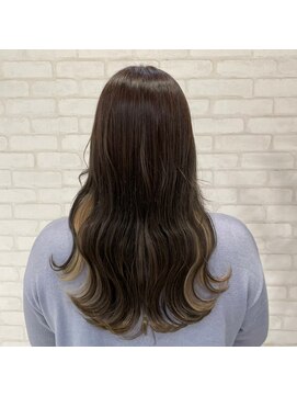 ビス ヘア アンド ビューティー 西新井店(Vis Hair＆Beauty) 20代30代大人可愛いミルクティーベージュインナーカラー