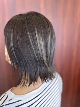 ミロワール(miroir) ミディアムボブ