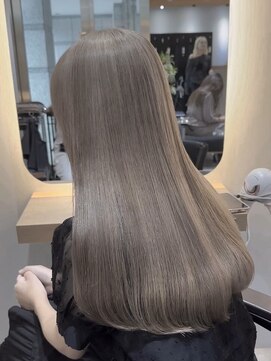 salon de MiLK 札幌大通店【サロン ド ミルク】 ブリーチレイヤーカット髪質改善トリートメント 【札幌大通】