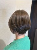 小顔見せ丸みショートボブ