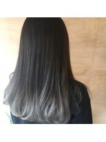 ヘアアンドスパ モア(Hair&Spa More By LikkleMore) グラデーション   シルバーアッシュ【王子　シルバーアッシュ 】