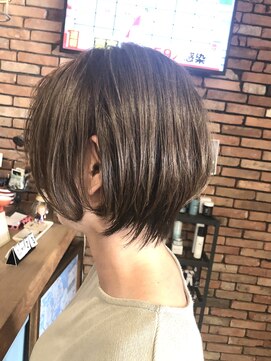 ヘアー トライベッカ(Hair Tribeca) ショートボブ
