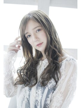 アジュテ(ajouter) ニュアンスカールロング