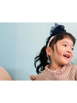 <お子様カット\550~>周りを気にしないので安心*お子様も一緒に通えるpohの空間[三軒茶屋駅/イルミナカラー]